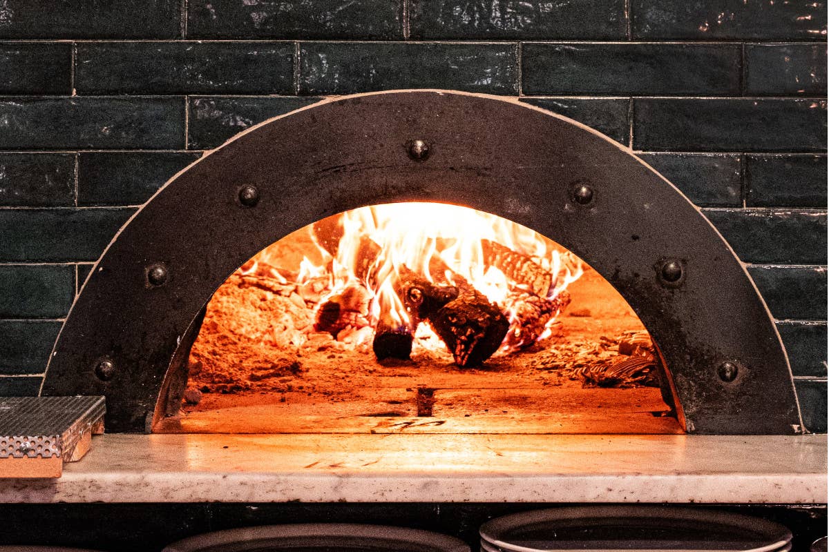 Giomà, con la pizza tonda la nuova vita di un'insegna storica al Tuscolano